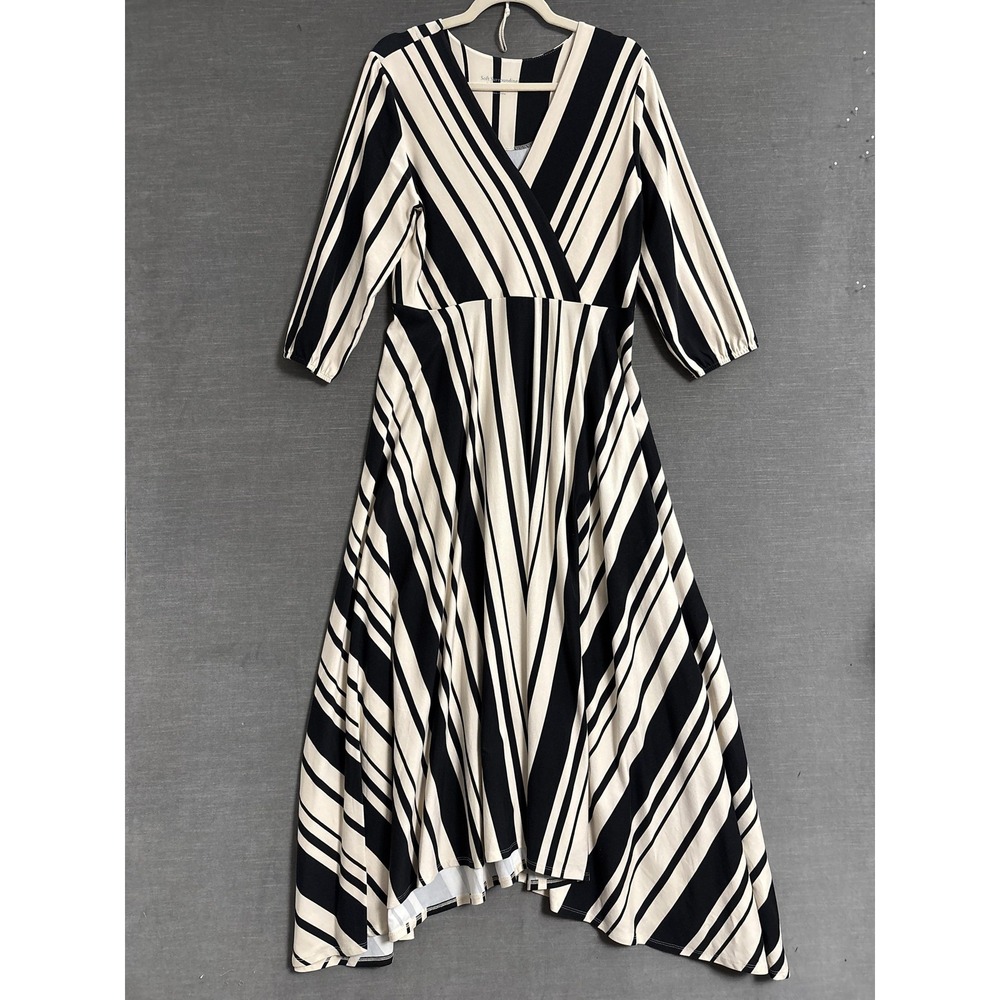 Soft Surroundings Dress M Black Cream Striped Flare Jersey‎ Midi Comfort Career